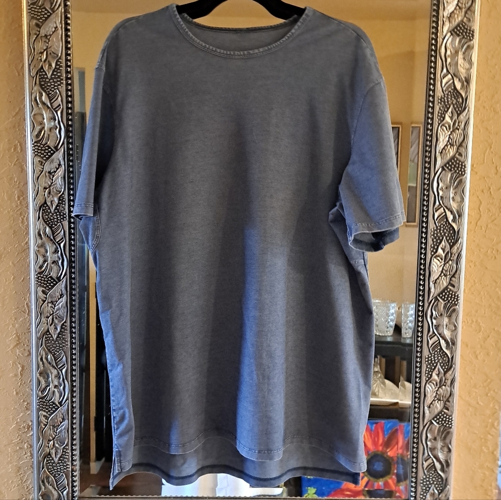 XL LULULEMON athletica Denim BLUE Men's Tee